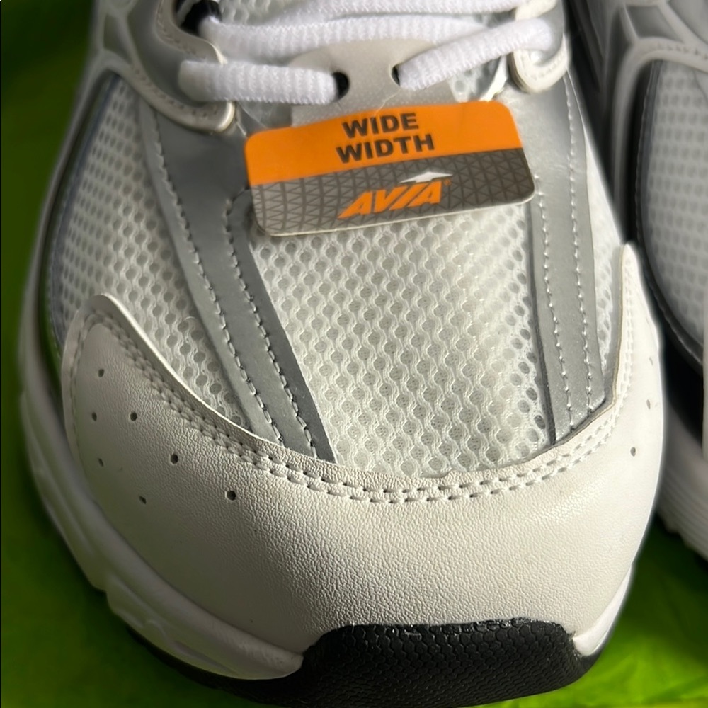 NEW WITH TAG Avia Men's 5000 Athletic Performance Running Shoes SIZE 12W - Picture 3 of 7